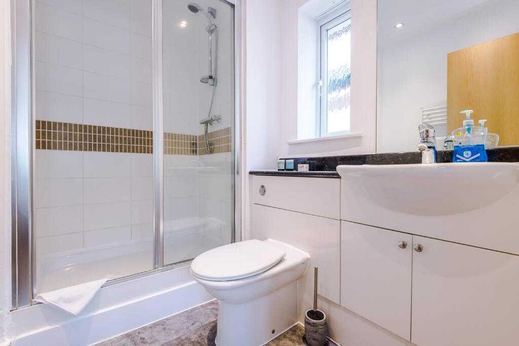Luxurious Cosy 4Br Home Cheshire Saughall 외부 사진